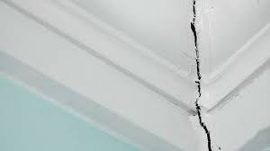 ترک در ساختمان